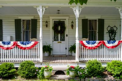 Home front porch